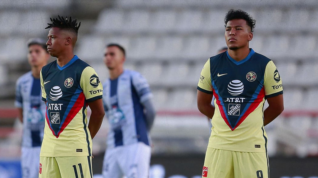 América sufre para acomodar a Roger Martínez y Andrés Ibargüen