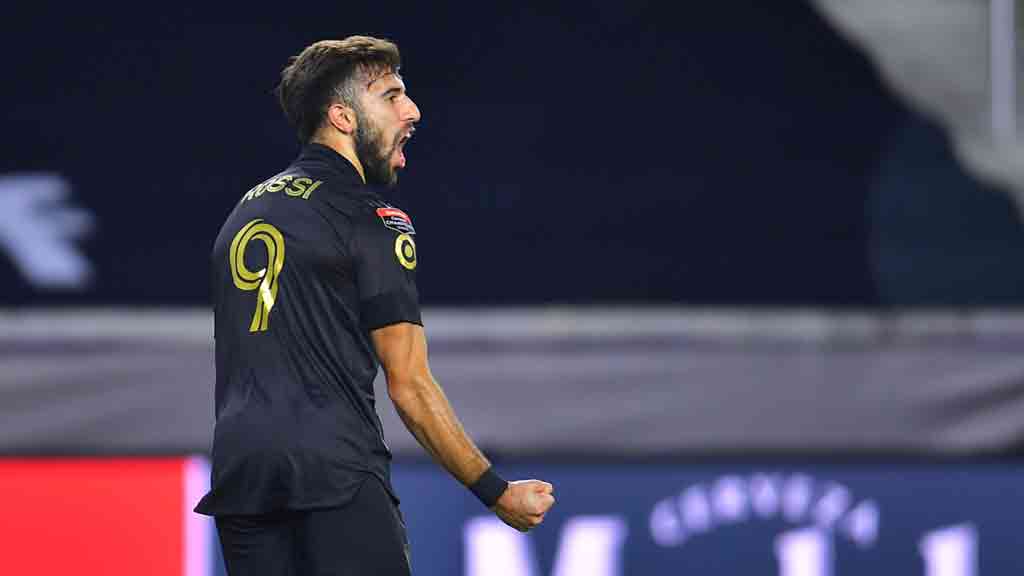 Video: El gol de Diego Rossi contra Tigres