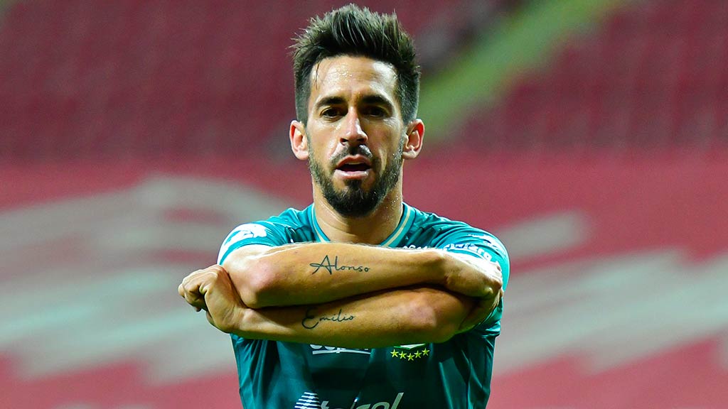 Video: Gol de Fernando Navarro ante Chivas