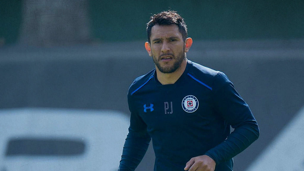 Cruz Azul pone precio a Walter Montoya y le busca destino