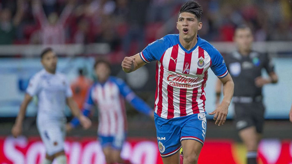 ¿Cuánto dinero reclama Alan Pulido a Chivas?