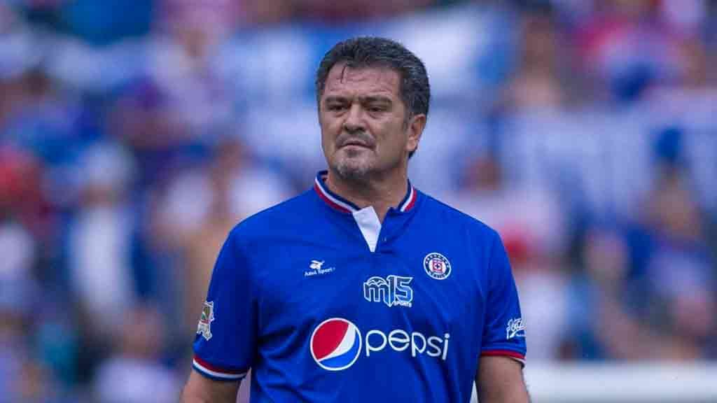 Carlos Hermosillo explotó tras derrota de Cruz Azul