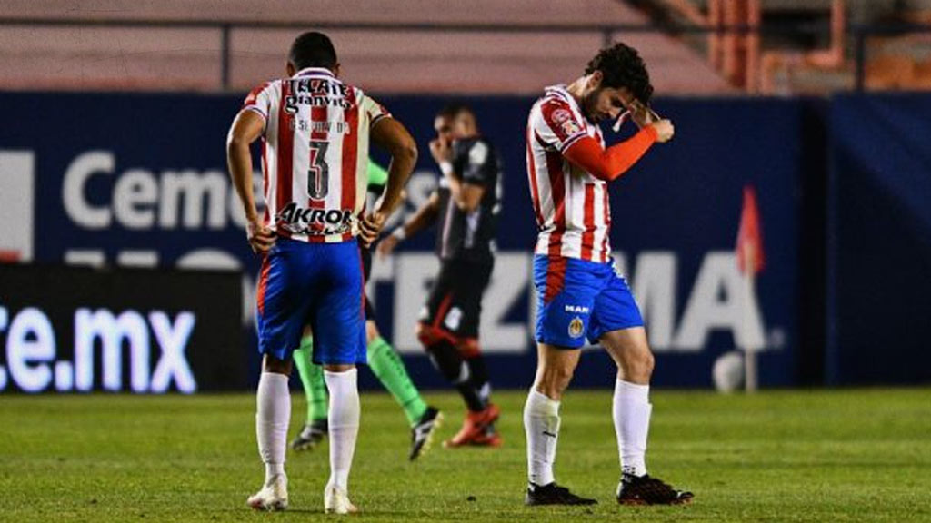 Chivas; tensión en el vestidor tras derrota vs San Luis