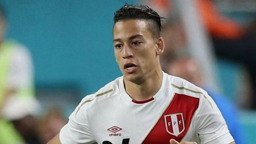 Cristian Benavente se aleja del América