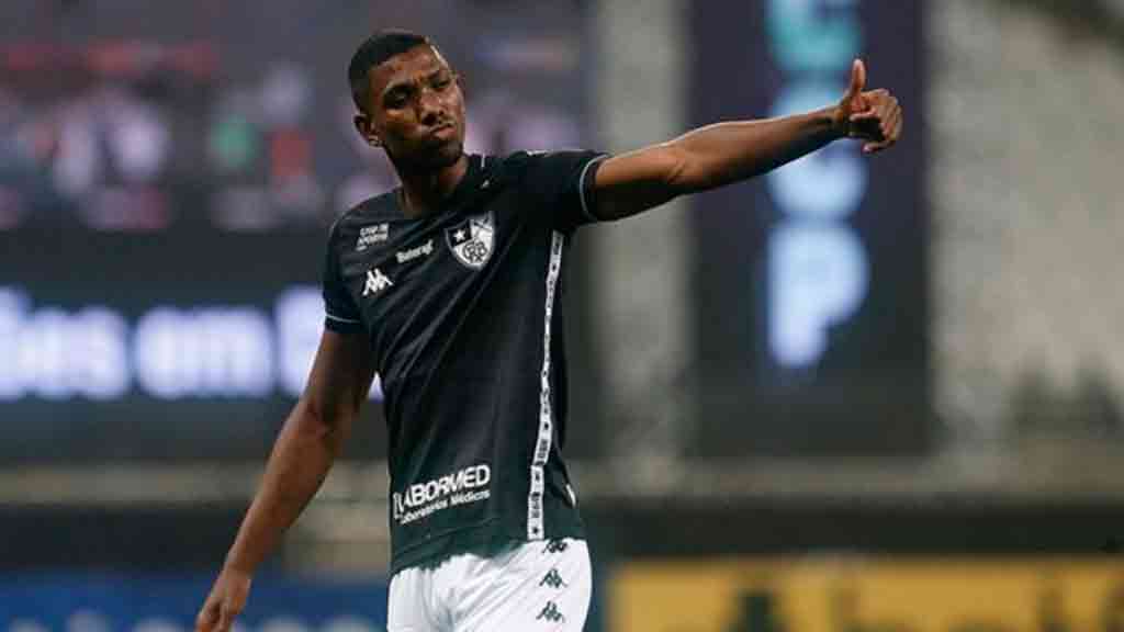 Cruz Azul habría llegado a un acuerdo por Kanu con Botafogo