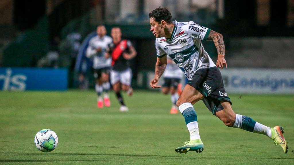 el-brasileno-giovanni-augusto-ficharia-con-mazatlan-fc
