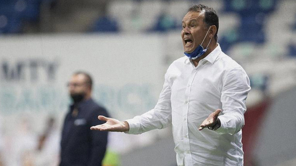 Juan Reynoso le da el sí a Cruz Azul