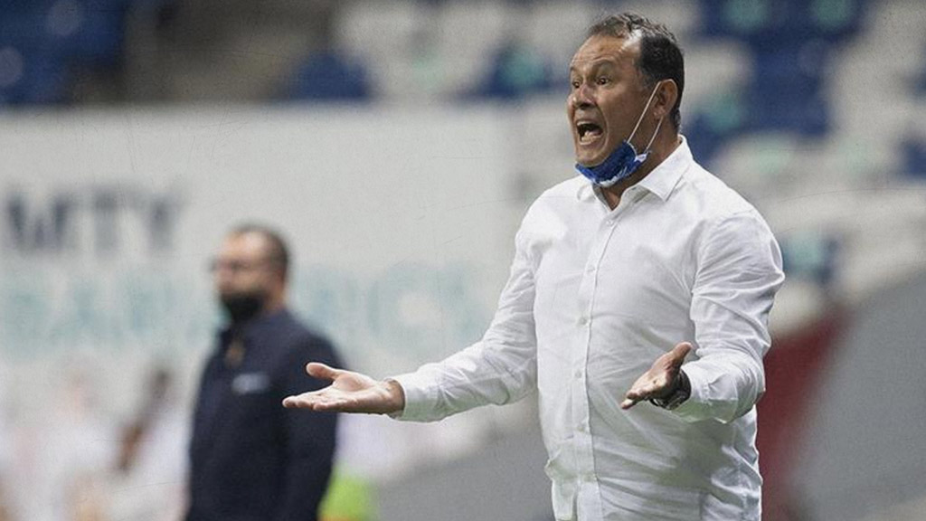 Juan Reynoso le da el sí a Cruz Azul