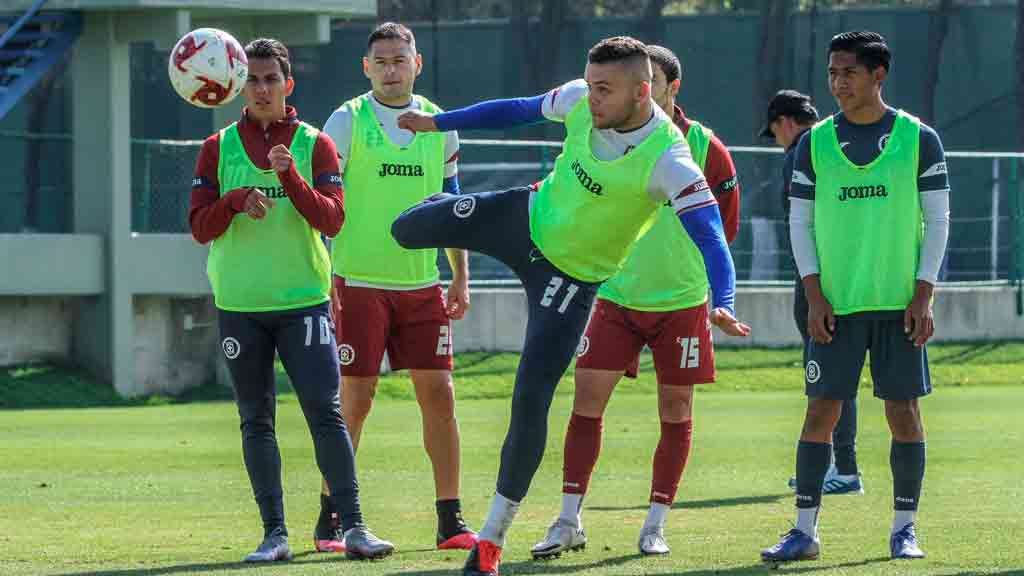 La posible alineación de Cruz Azul contra Santos