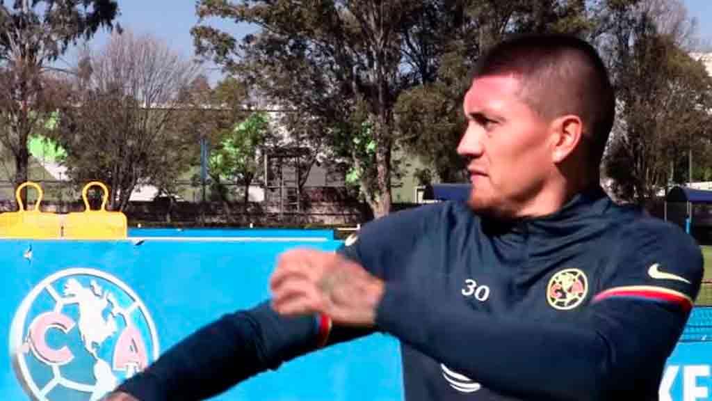 Nico Castillo podría trabajar futbol en grupo en febrero