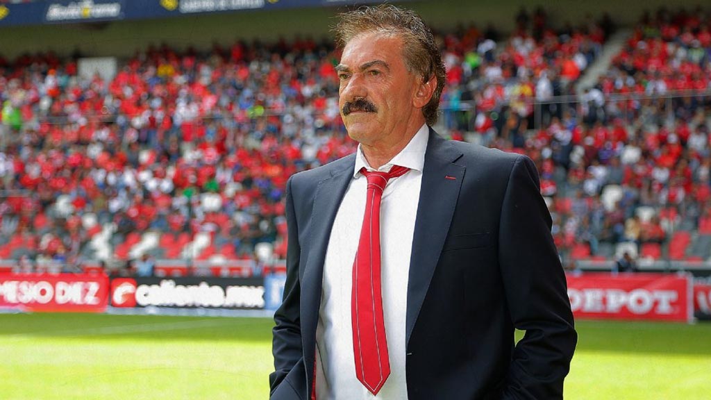 Ricardo La Volpe quiere ser DT de Chile