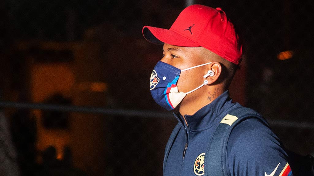 Roger Martínez podría tener minutos ante Rayados