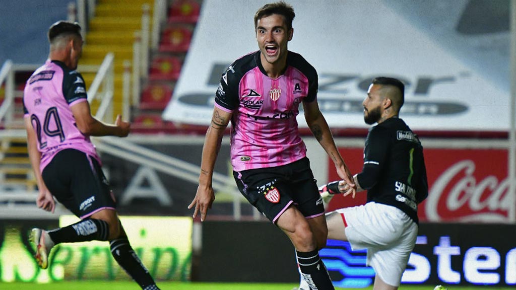 Cruz Azul insiste en Unai Bilbao; no sale de Necaxa