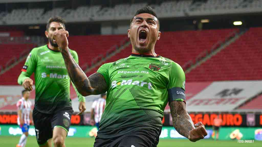 Video: Los goles con los que Juárez vence a Chivas