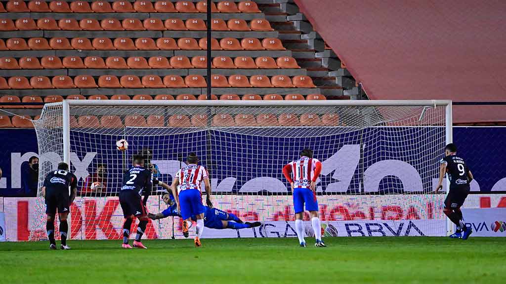 Video: Raúl Gudiño provoca penal a favor del Atlético de San Luis