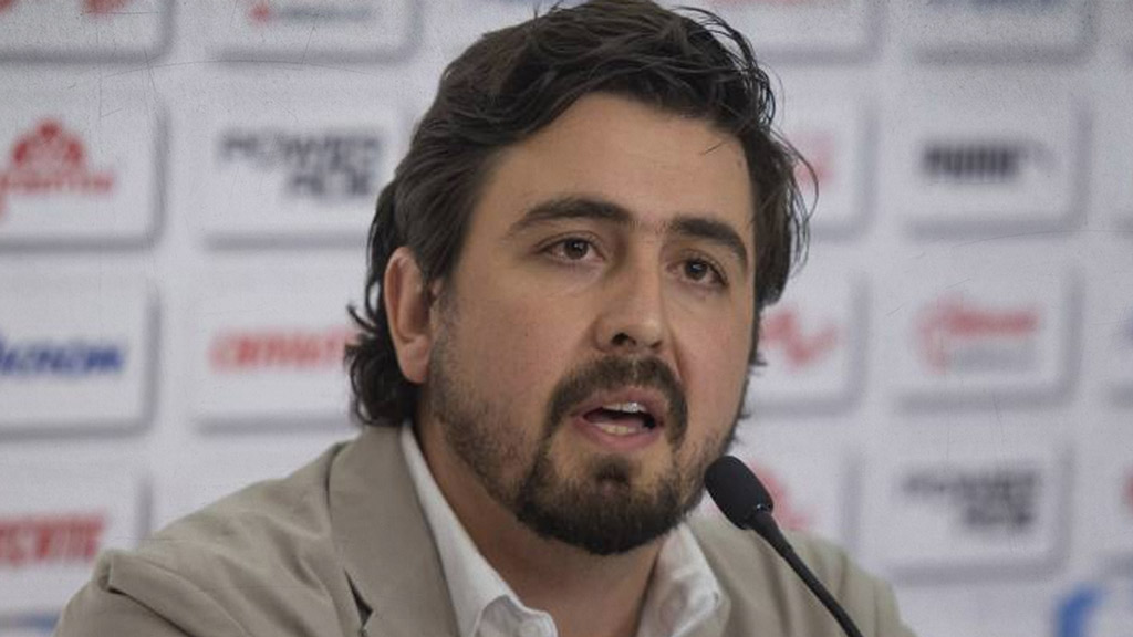 Amaury Vergara: Compren playeras de Chivas para traer refuerzos
