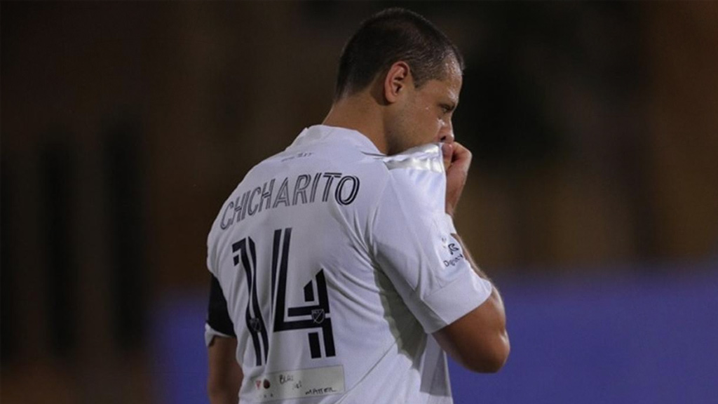 Chicharito ya tiene propuesta para regresar a Chivas