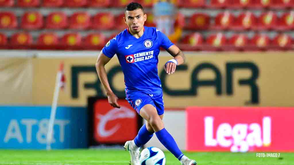 Chivas al acecho de Orbelín, que sigue sin renovar con Cruz Azul