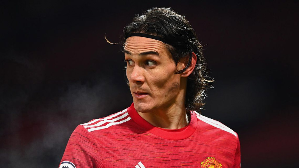 Manchester United prepara renovación de Edinson Cavani