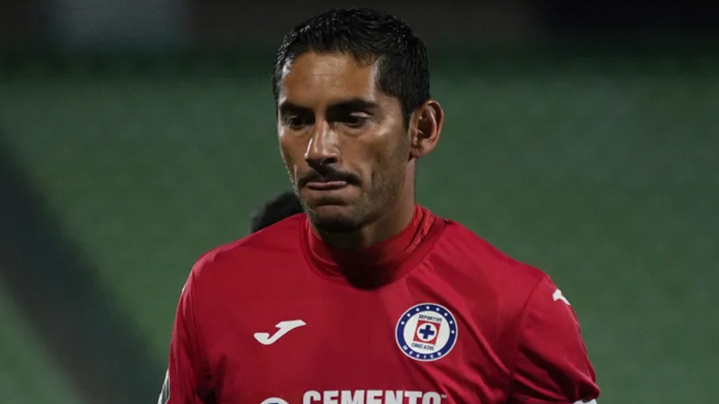 Jesús Corona y Cruz Azul cerca de romper relación