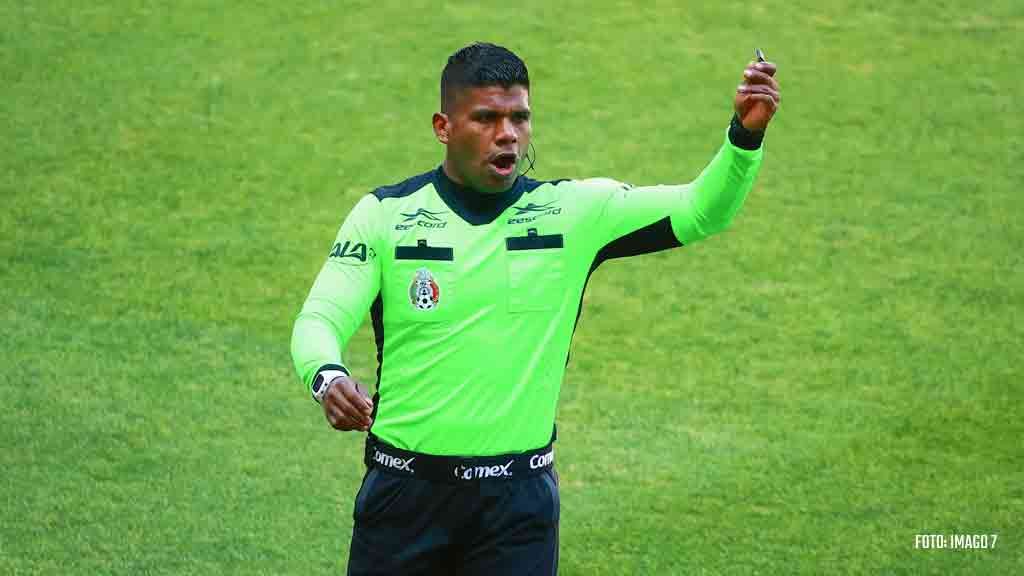 Liga MX: Para defenderse, Adalid Maganda señala a otros árbitros