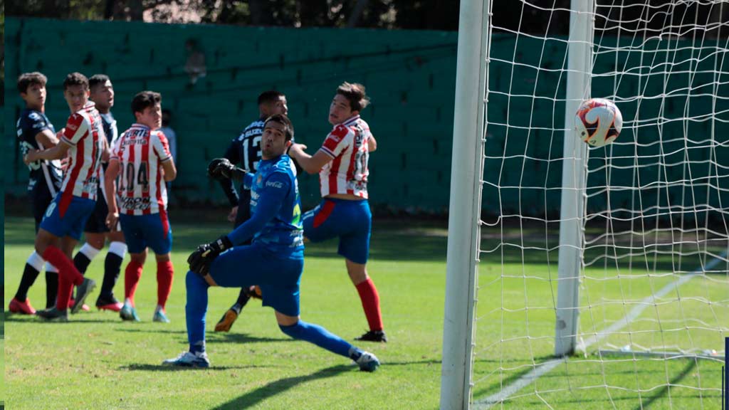 Marco García reaparece con gol en la Sub-20 de Pumas