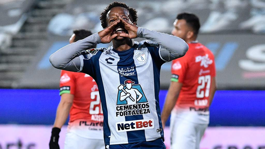 Romario Ibarra causaría baja de Pachuca en los próximos partidos