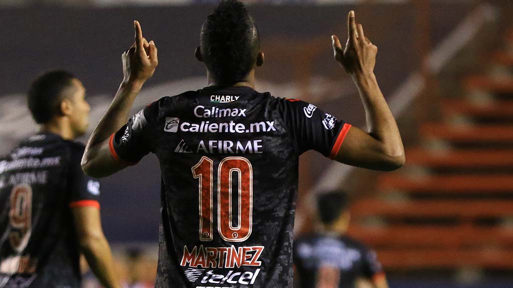 video-doblete-de-fidel-martinez-para-tomar-la-ventaja-ante-atletico-de-san-luis