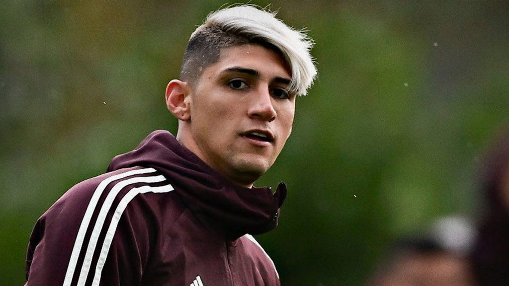 Alan Pulido quiere llegar a Qatar 2022