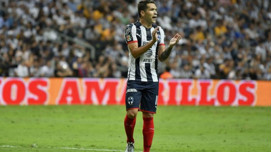 Celso Ortiz renovaría contrato con Rayados