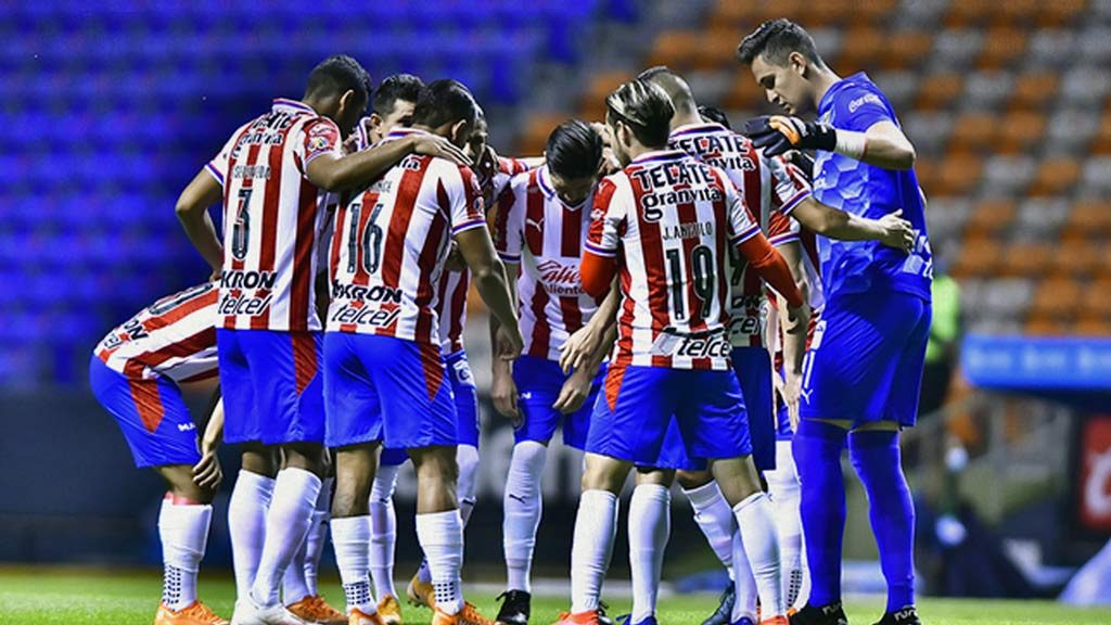 Chivas despide elementos de seguridad por culpa de jugador