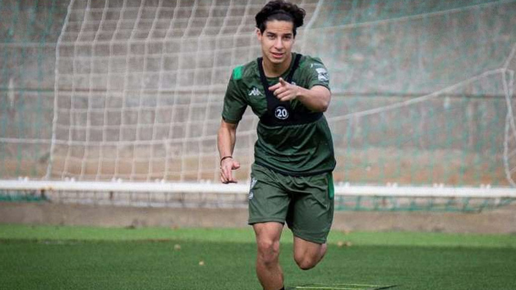 Diego Lainez decidirá entre el Tri o Betis