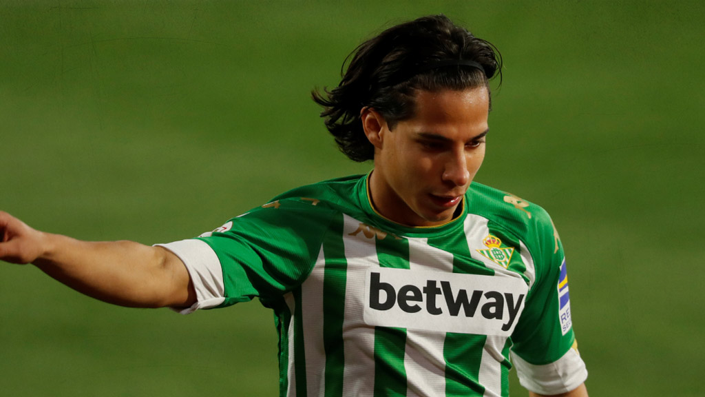 Diego Lainez, 50 partidos en el Betis y va por más