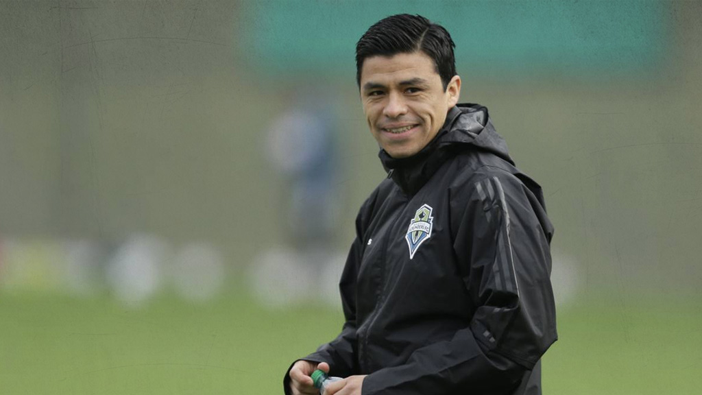 Gonzalo Pineda, ratificado en Seattle Sounders