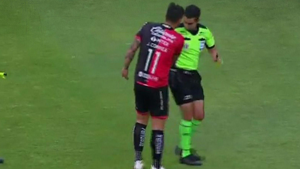 Javier Correa podría irse suspendido un año