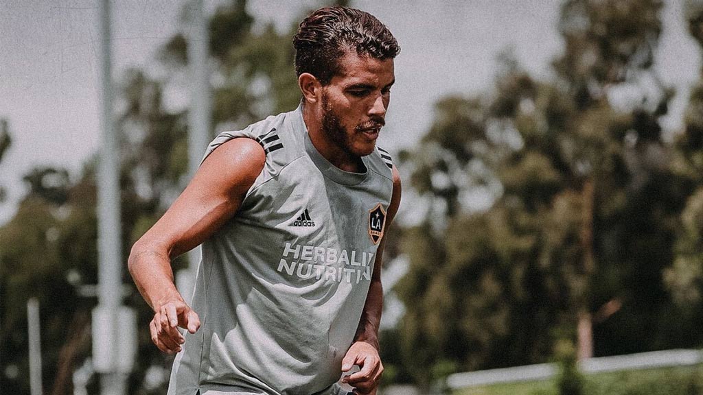 Continuidad de Jonathan Dos Santos con Galaxy está en duda