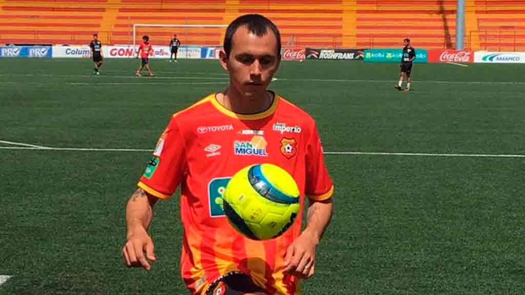 Mexicanos que probaron suerte en el futbol de Costa Rica