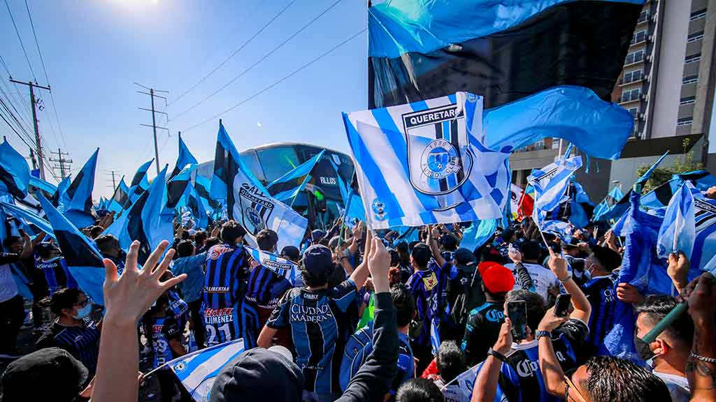 Se registró pelea entre porra del Querétaro y Atlético de San Luis