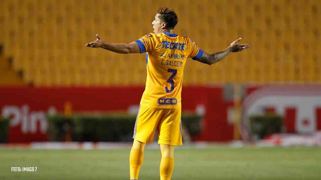 Tigres: Carlos Salcedo arremetió contra Liga MX por arbitraje