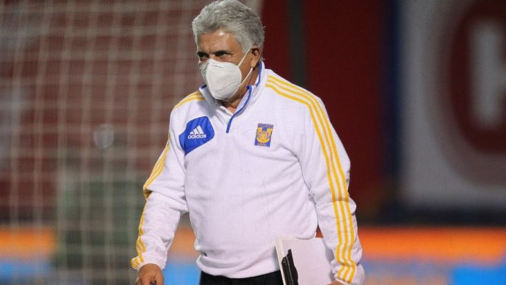 Tuca Ferretti sigue sin firmar con Tigres, ¿se va?