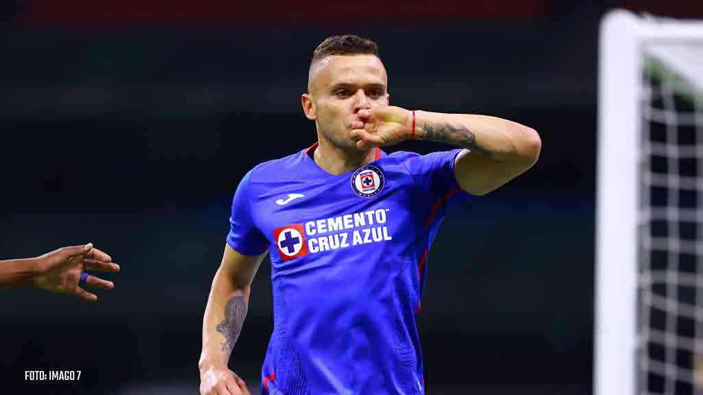 Video: Con doblete de Cabecita Rodríguez, Cruz Azul vence al Atlas