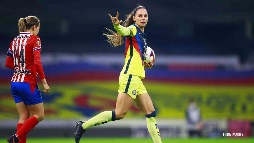 Video: Janelly Farias acortó distancias a favor del América