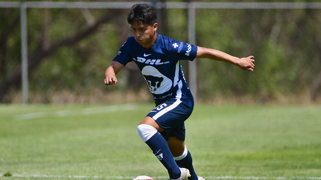 Brandon Herrera, lateral izquierdo de los Pumas Sub-20