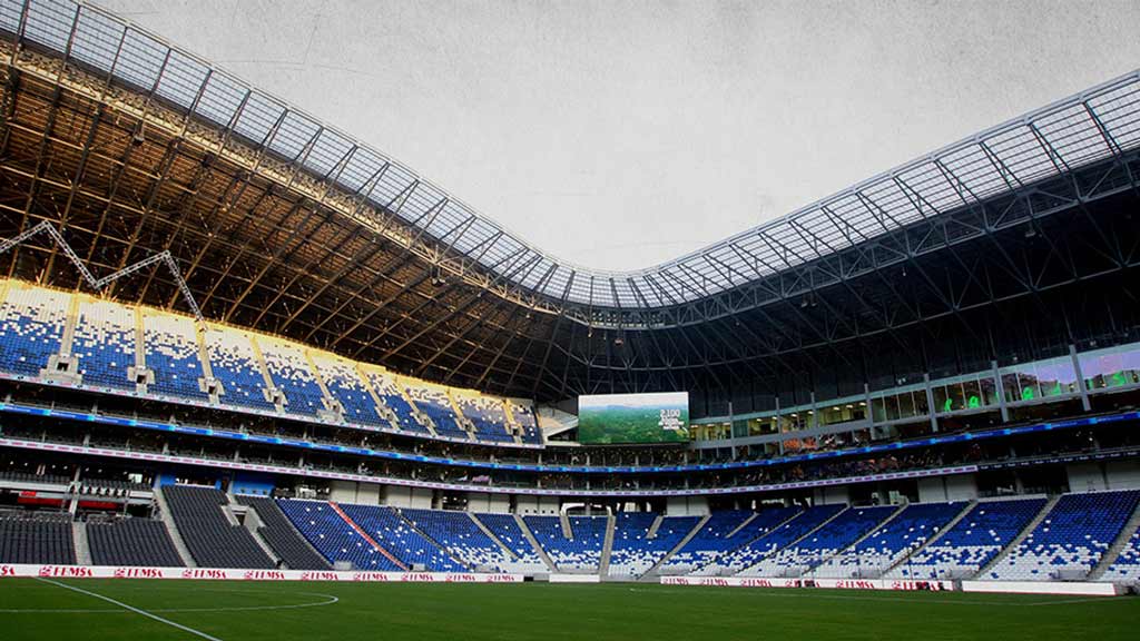 Rayados abriría su estadio en Concachampions