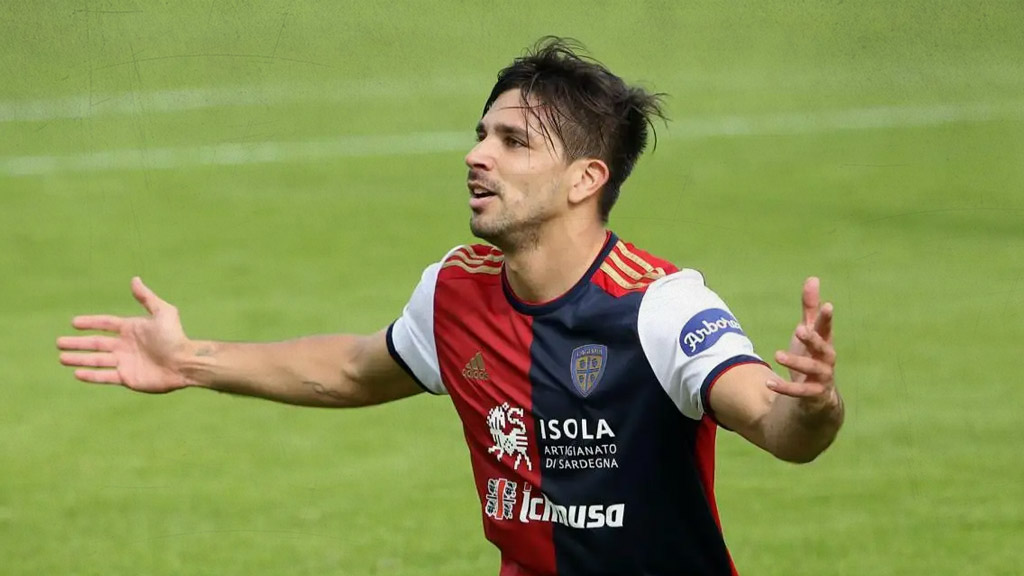 Giovanni Simeone, uno de los delanteros más reconocidos de Cagliari