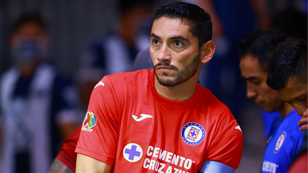 Cruz Azul, en pláticas con Orbelín Pineda y Jesús Corona