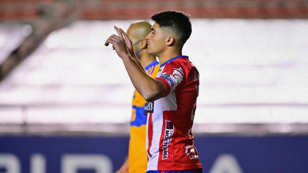 Nico Ibáñez parece un jugador ideal para Cruz Azul