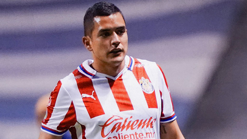 Quién es Sergio 'Morsa' Flores, el canterano que despunta en Chivas