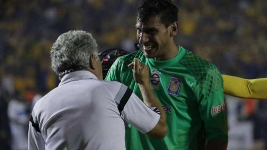 Ricardo Ferretti y Nahuel Guzmán, dos símbolos de Tigres UANL