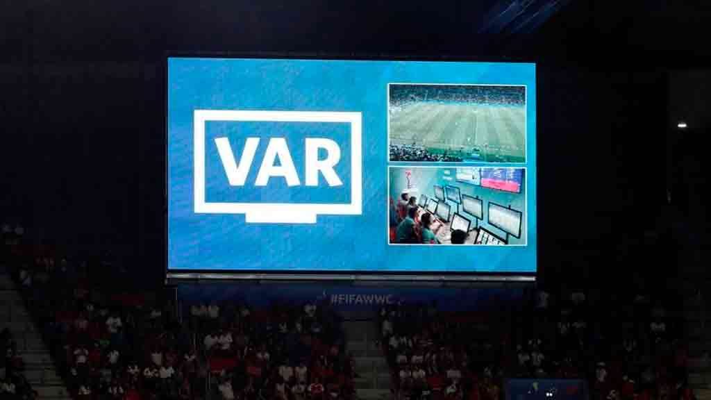 VAR podría utilizarse en la Copa Ora y Nations League